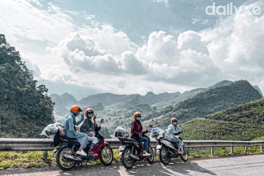 Kinh nghiệm đi phượt bằng xe máy an toàn cho người mới bắt đầu (Từ A-Z)